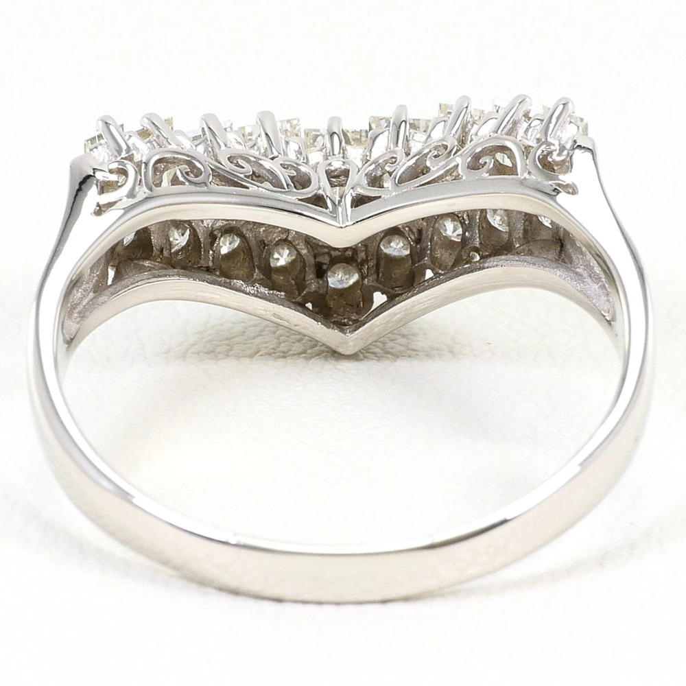 VINTAGE Silver Diamond Ring - Picture 4 of 8